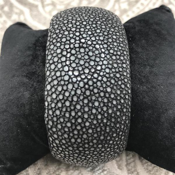 Black Stingray Cuff Bangle