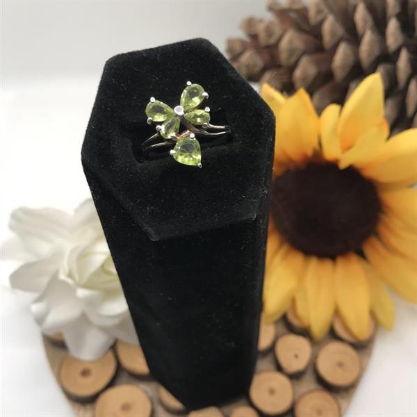 Peridot/Silver Ring