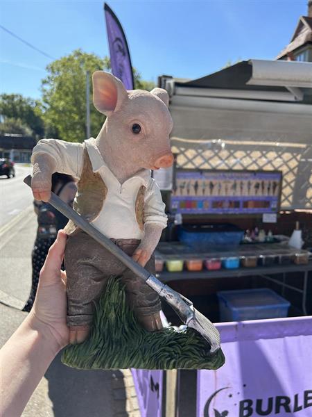 Large Gardening Pig