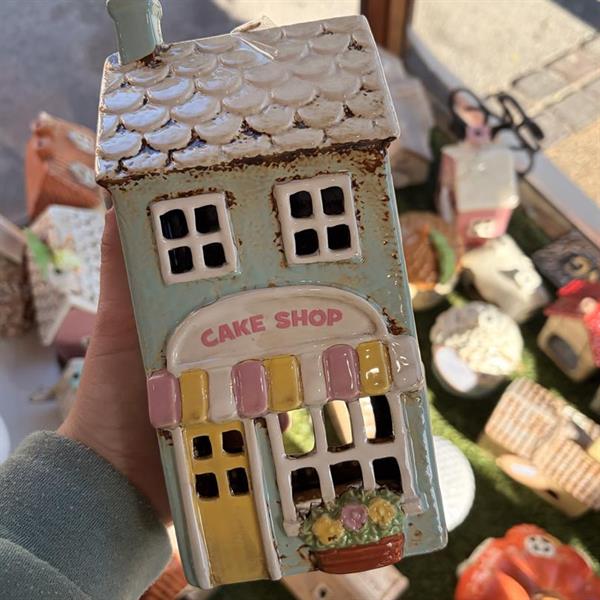 Cake Shop pottery tea light