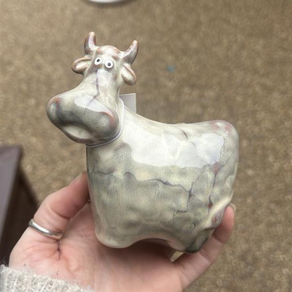 Small pottery cow