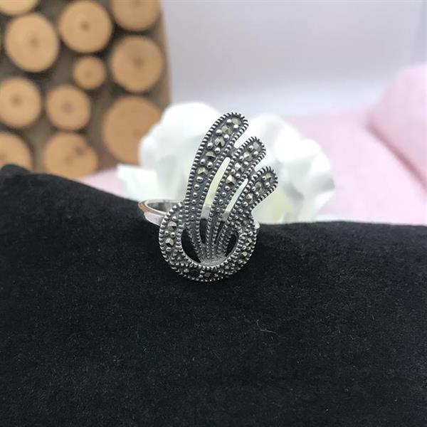 Silver and Marcasite Ring.