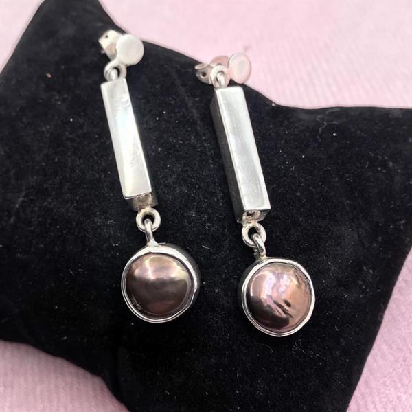 Silver/Mother of Pearl Earrings