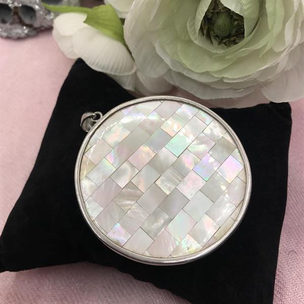 Silver and Mother of Pearl Pendant