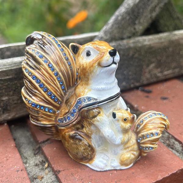 Two Squirrels Trinket Box