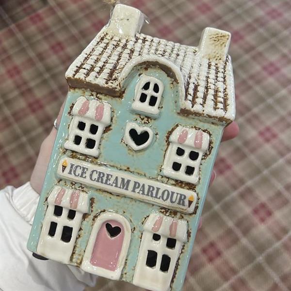 Ice Cream Parlour tea light pottery