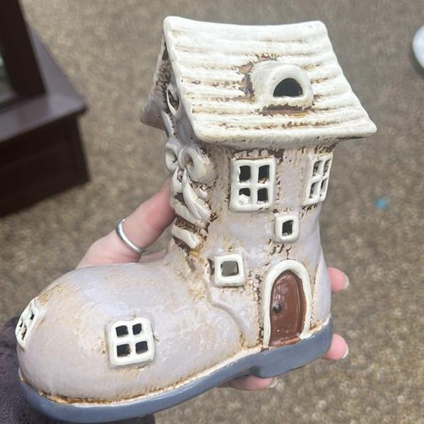 Boot house tea light